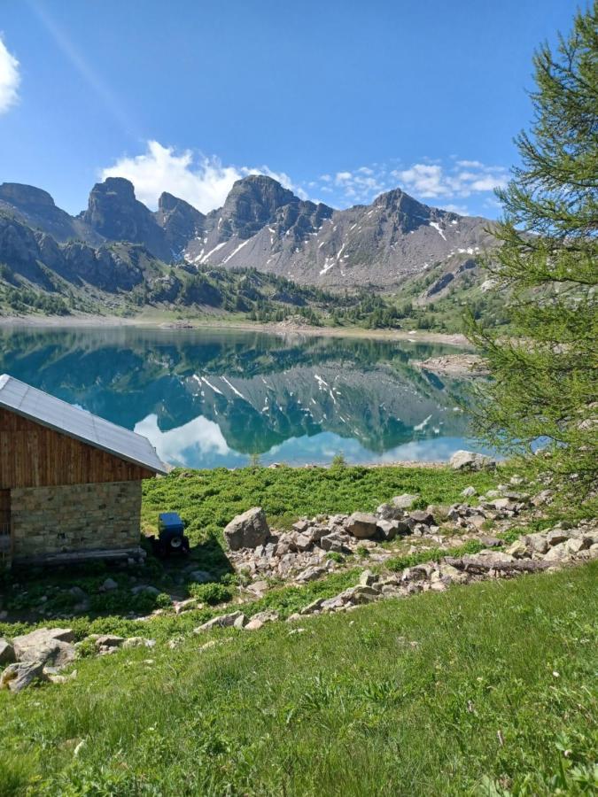Vaste A La Foux D'allos, Mercantour *